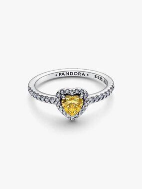 Pandora Sparkling Elevated Heart Ring